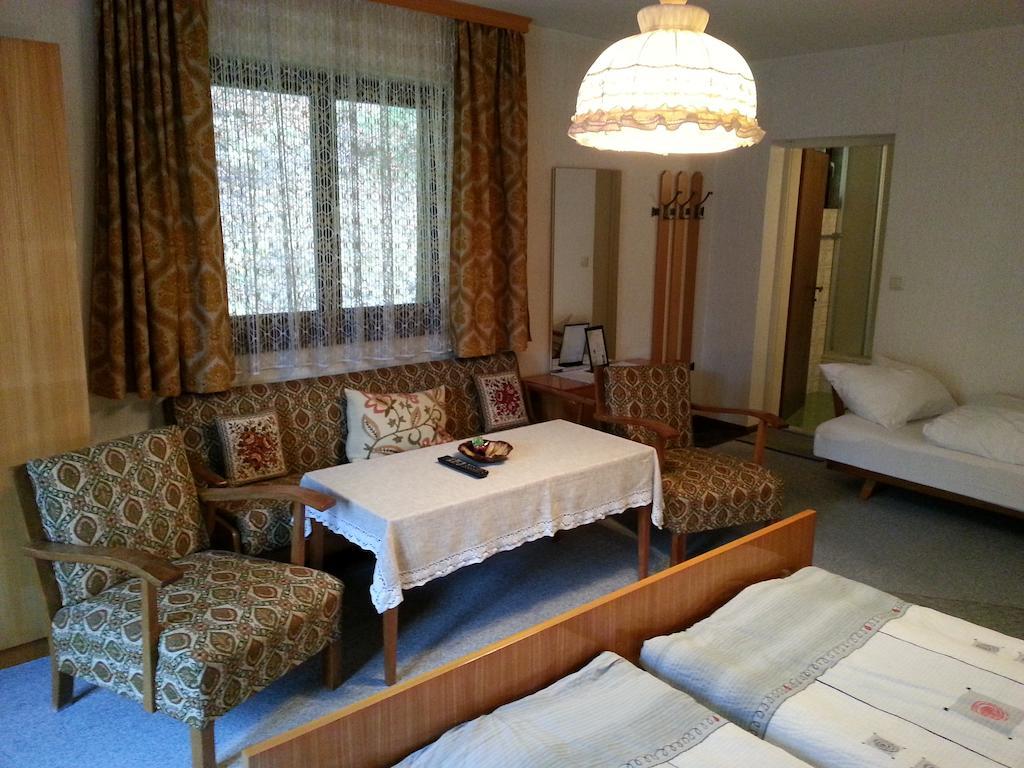 Appartamento Haus Chorinskyklause Bad Goisern Esterno foto